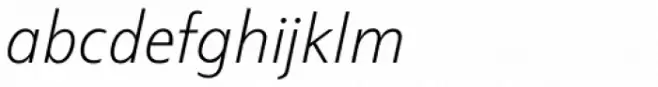 Scylla Light Italic
