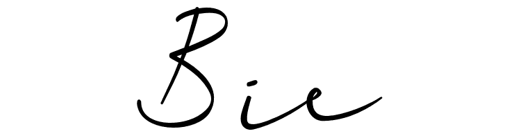 Quartila Regular  Free Fonts Download